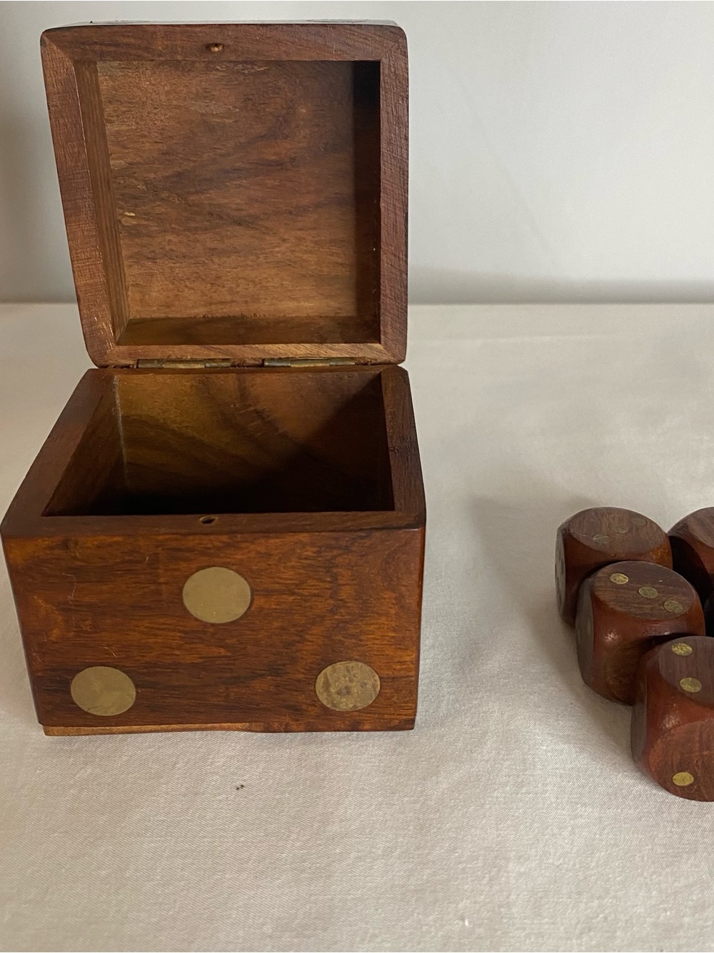 Lot of Fun Wood Dice and Jacks - Picture 6 of 9